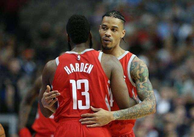 从2人层变 从2人层变